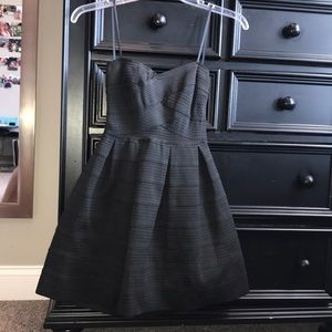 strapless black dress